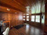 222 Garden Lane, Saginaw, MI 48602