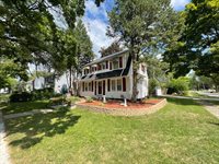 222 Garden Lane, Saginaw, MI 48602