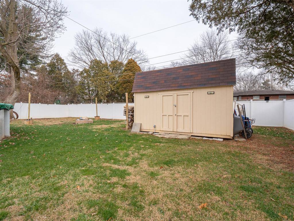 1701 Lincoln Road, Speedway, IN 46224