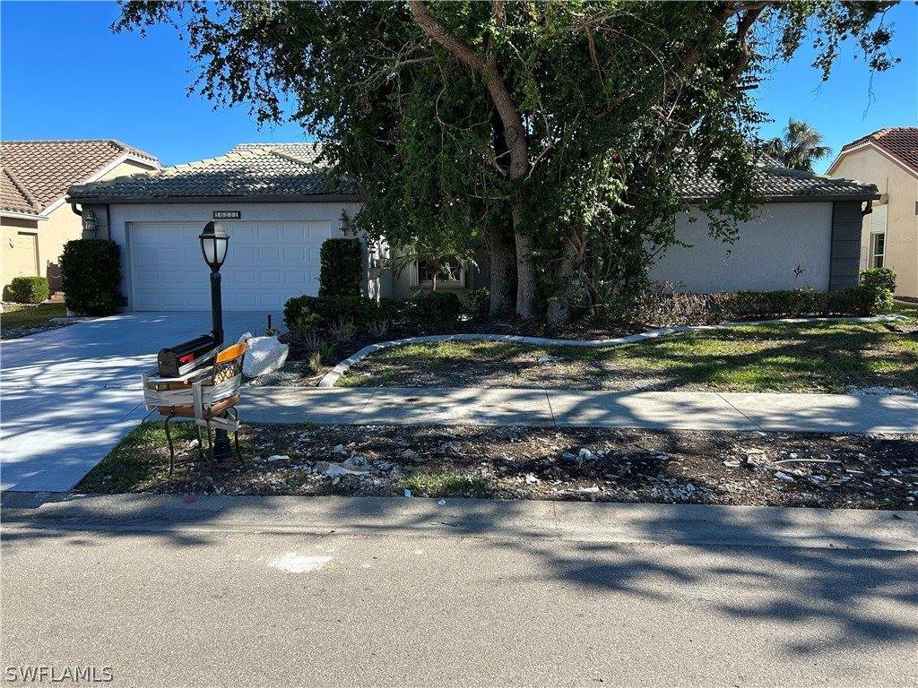16231 Kelly Woods Drive, Fort Myers, FL 33908