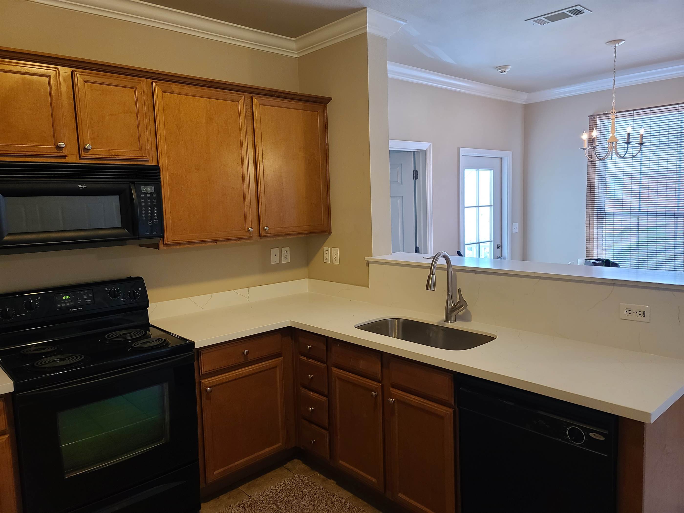 900 Dean Lee Dr #205, Baton Rouge, LA 70820