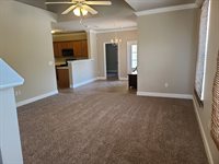 900 Dean Lee Dr #205, Baton Rouge, LA 70820