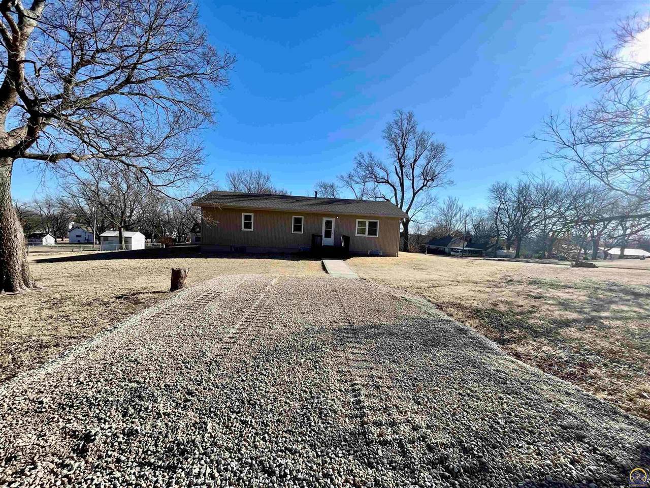 210 Mulberry ST, Eskridge, KS 66423