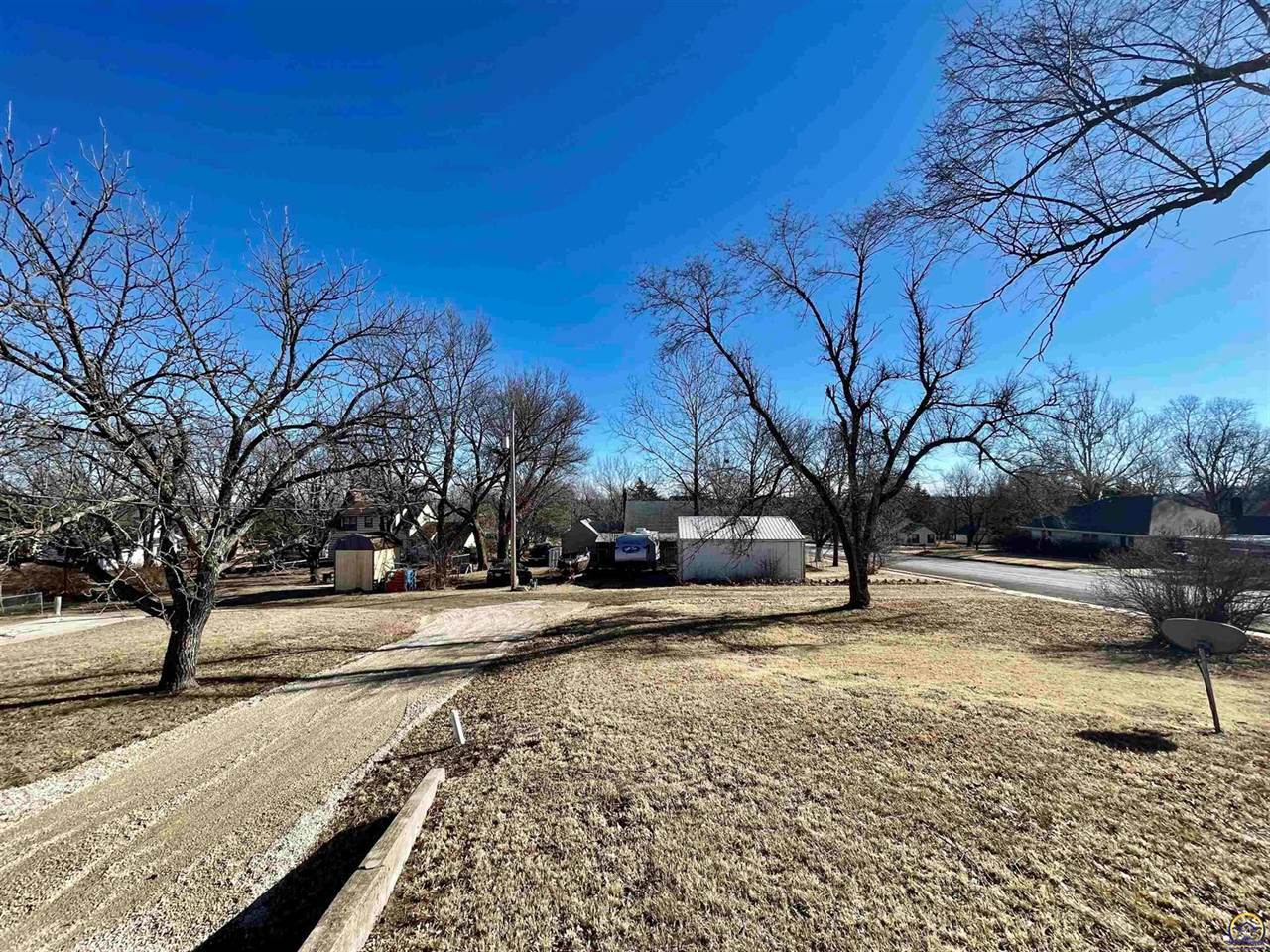 210 Mulberry ST, Eskridge, KS 66423