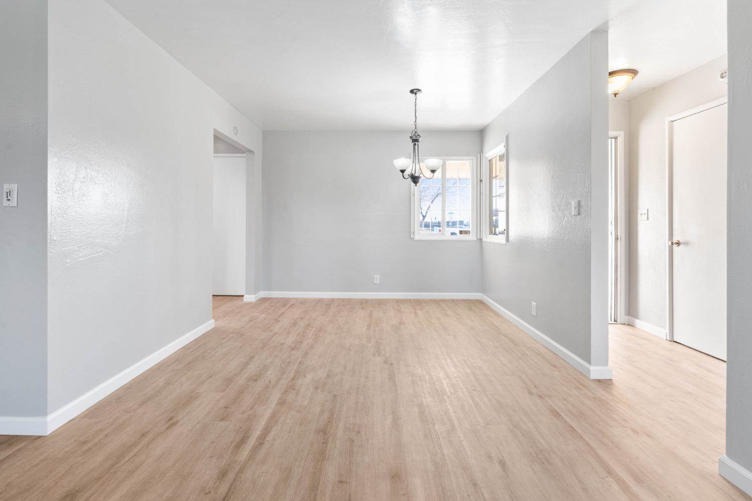 1654 Main Street, Livingston, CA 95334