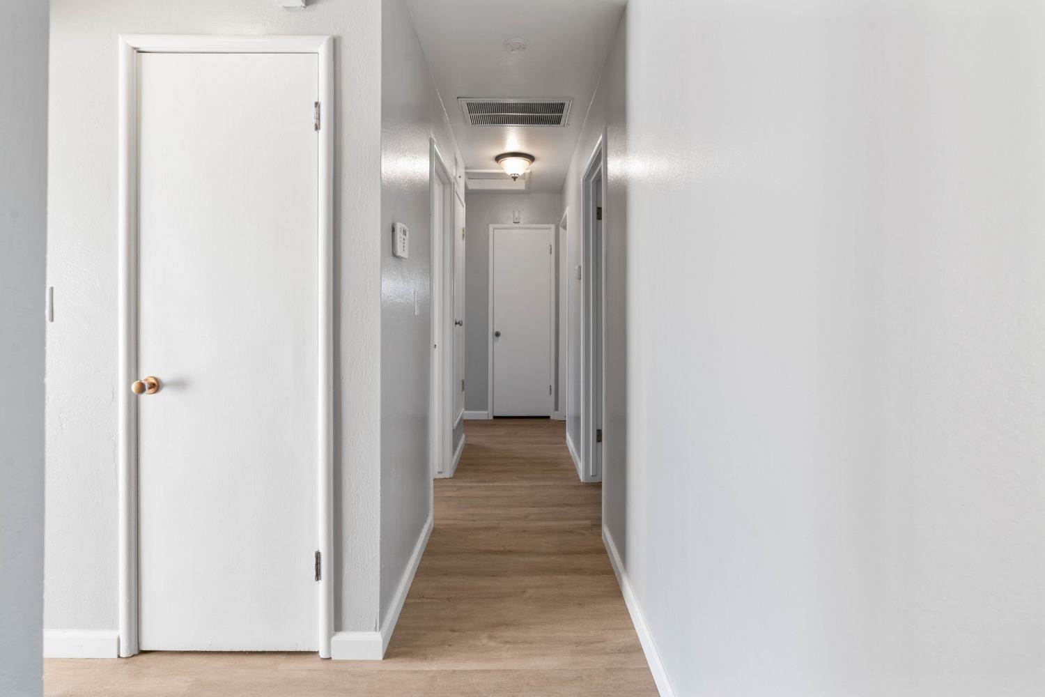 1654 Main Street, Livingston, CA 95334