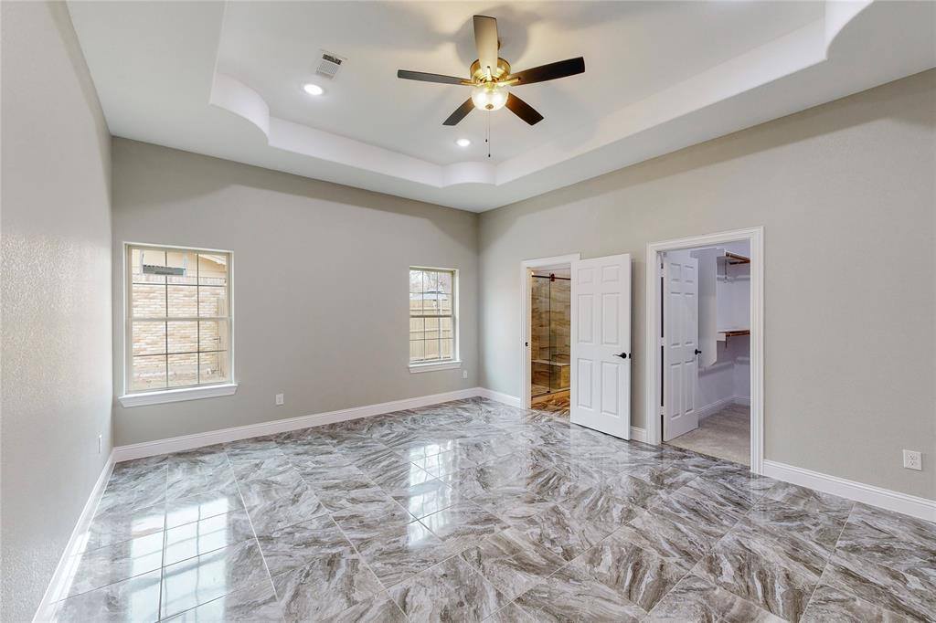 6801 Wagonet Road, Forest Hill, TX 76140