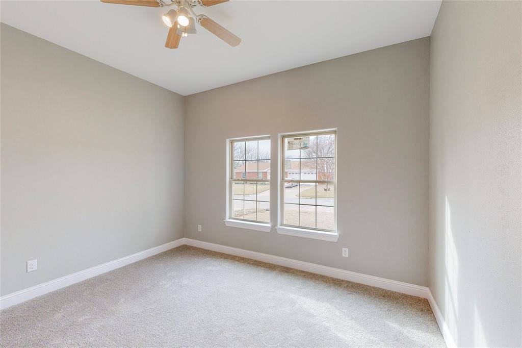 6801 Wagonet Road, Forest Hill, TX 76140