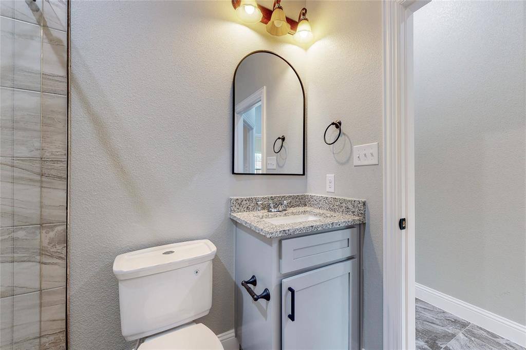 6801 Wagonet Road, Forest Hill, TX 76140