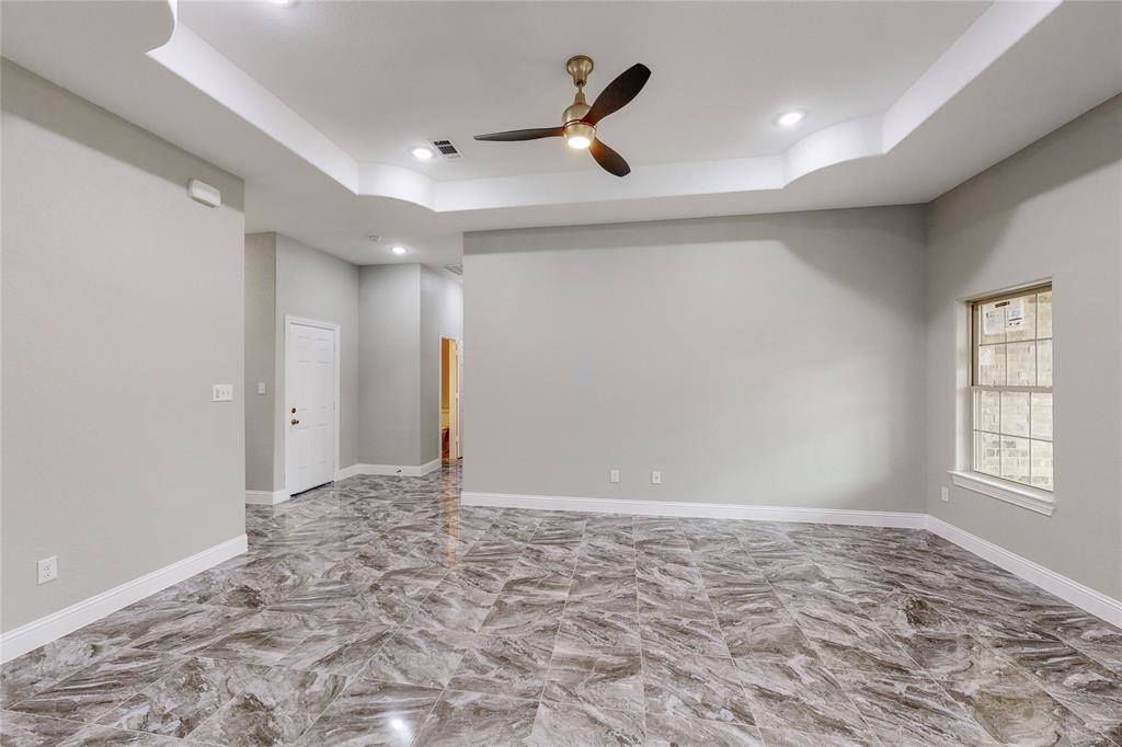 6801 Wagonet Road, Forest Hill, TX 76140