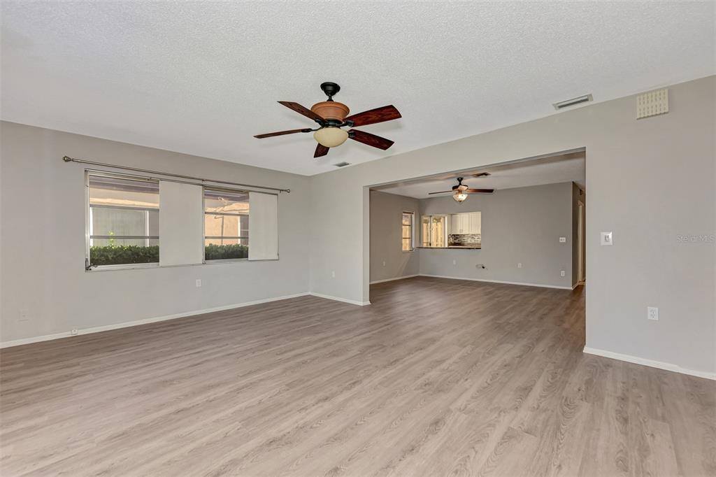 3533 Silver Pine Court, Sarasota, FL 34231