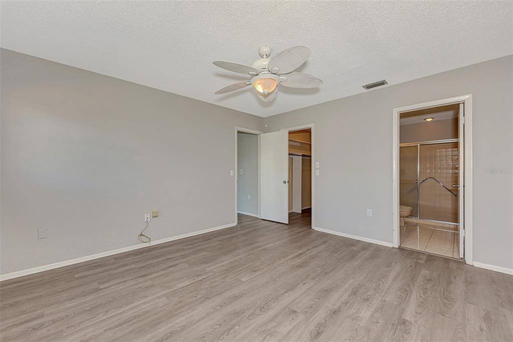 3533 Silver Pine Court, Sarasota, FL 34231