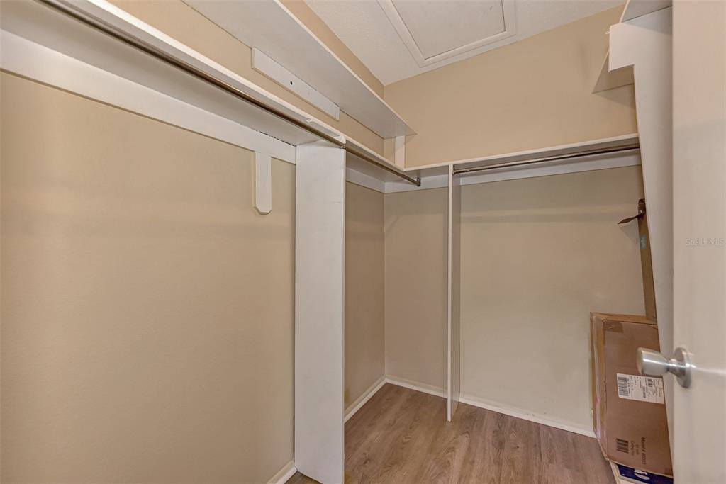 3533 Silver Pine Court, Sarasota, FL 34231