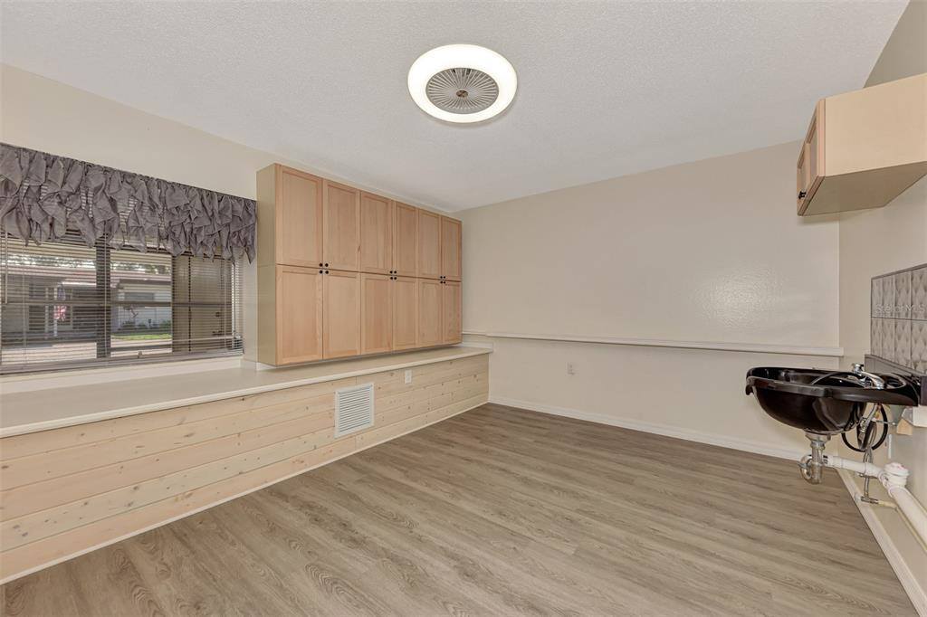 3533 Silver Pine Court, Sarasota, FL 34231