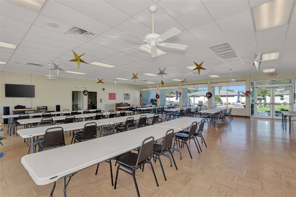 3533 Silver Pine Court, Sarasota, FL 34231