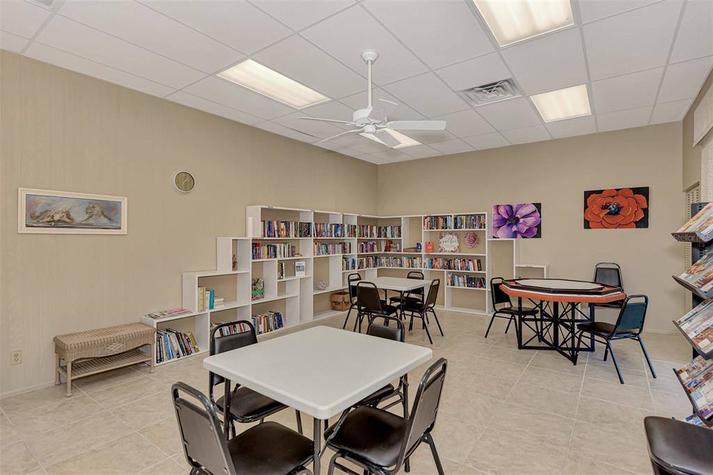 3533 Silver Pine Court, Sarasota, FL 34231