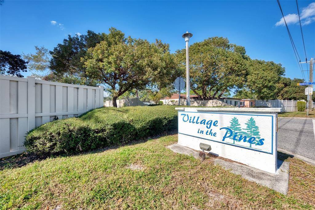 3533 Silver Pine Court, Sarasota, FL 34231