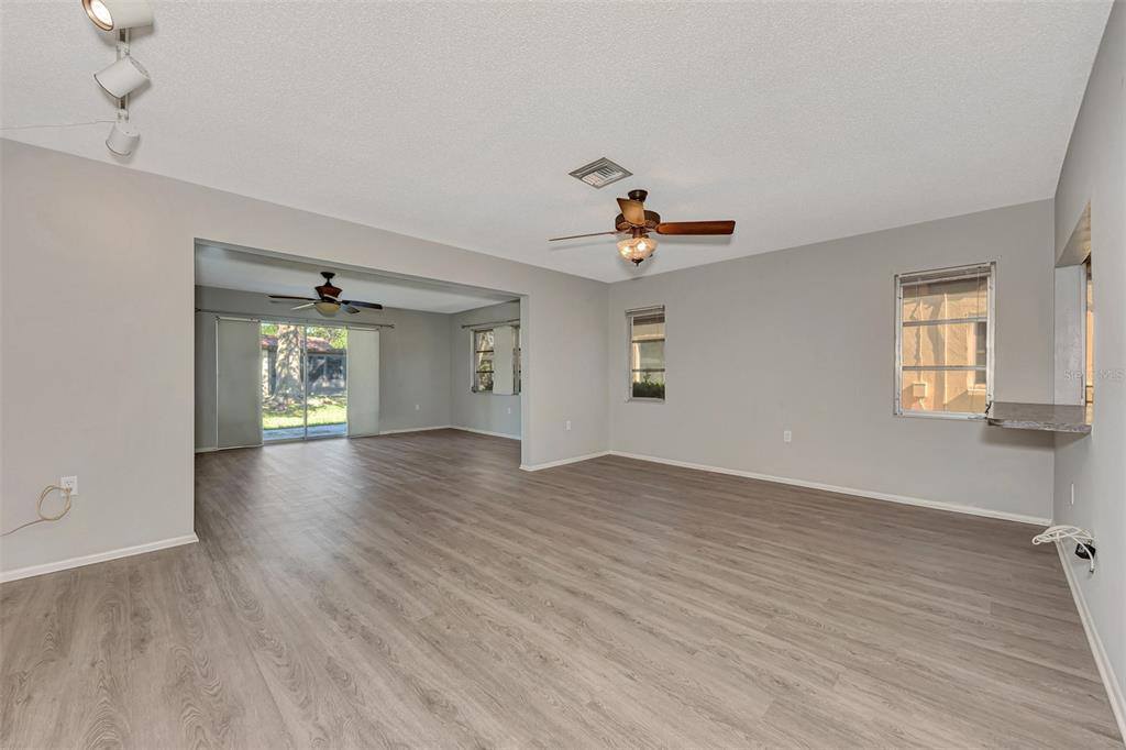 3533 Silver Pine Court, Sarasota, FL 34231