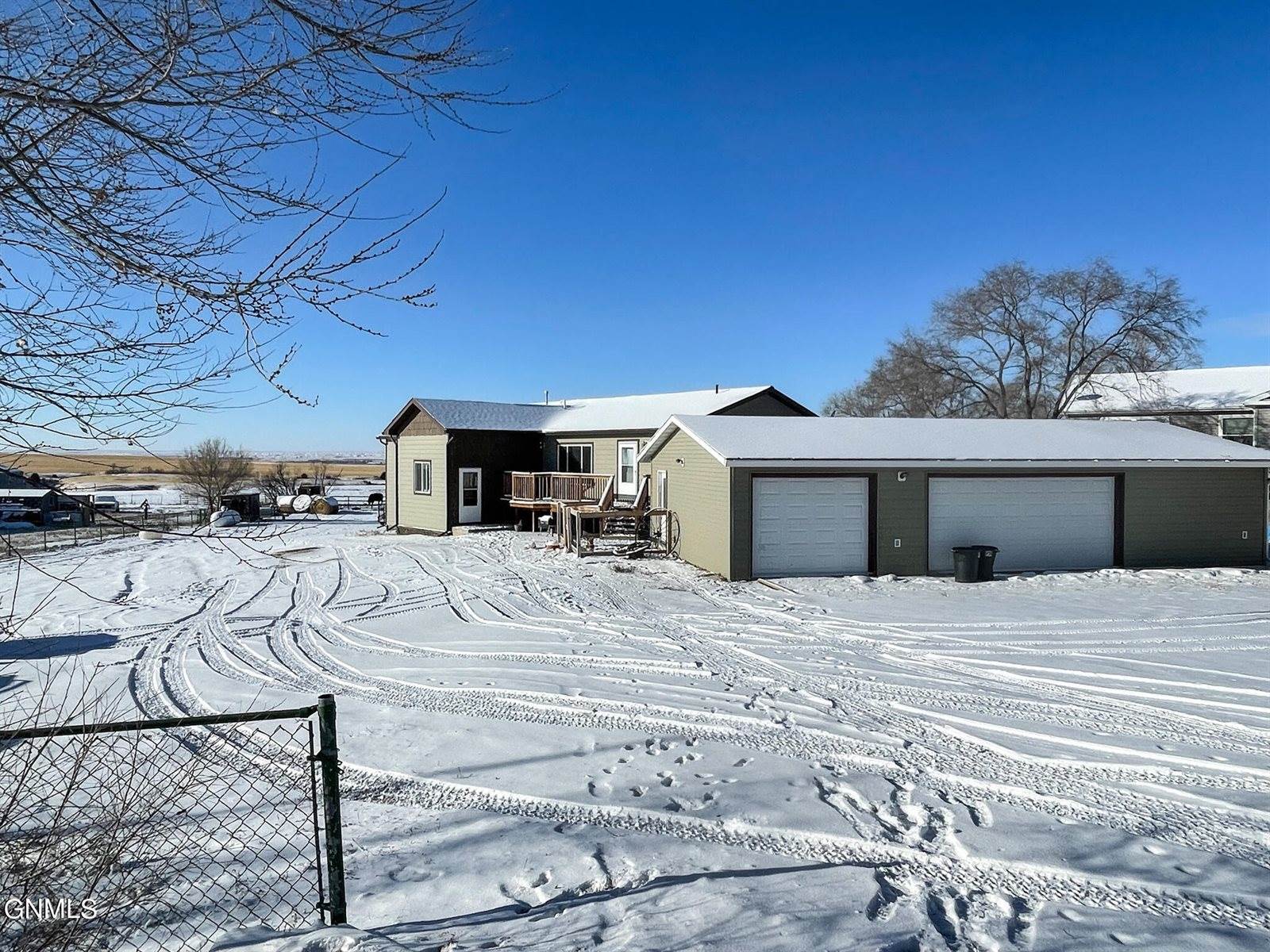 12147 County Road 352, Sidney, MT 59270