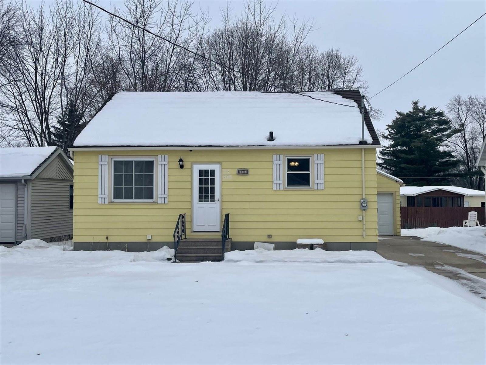 613 N Ash Avenue, Marshfield, WI 54449