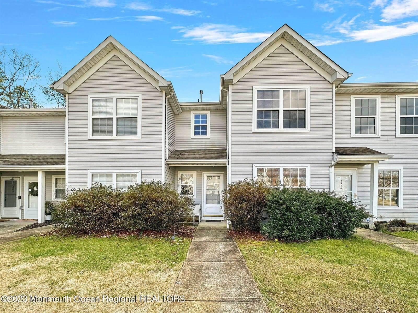 305 Prosperity Court, Toms River, NJ 08755