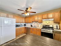 305 Prosperity Court, Toms River, NJ 08755