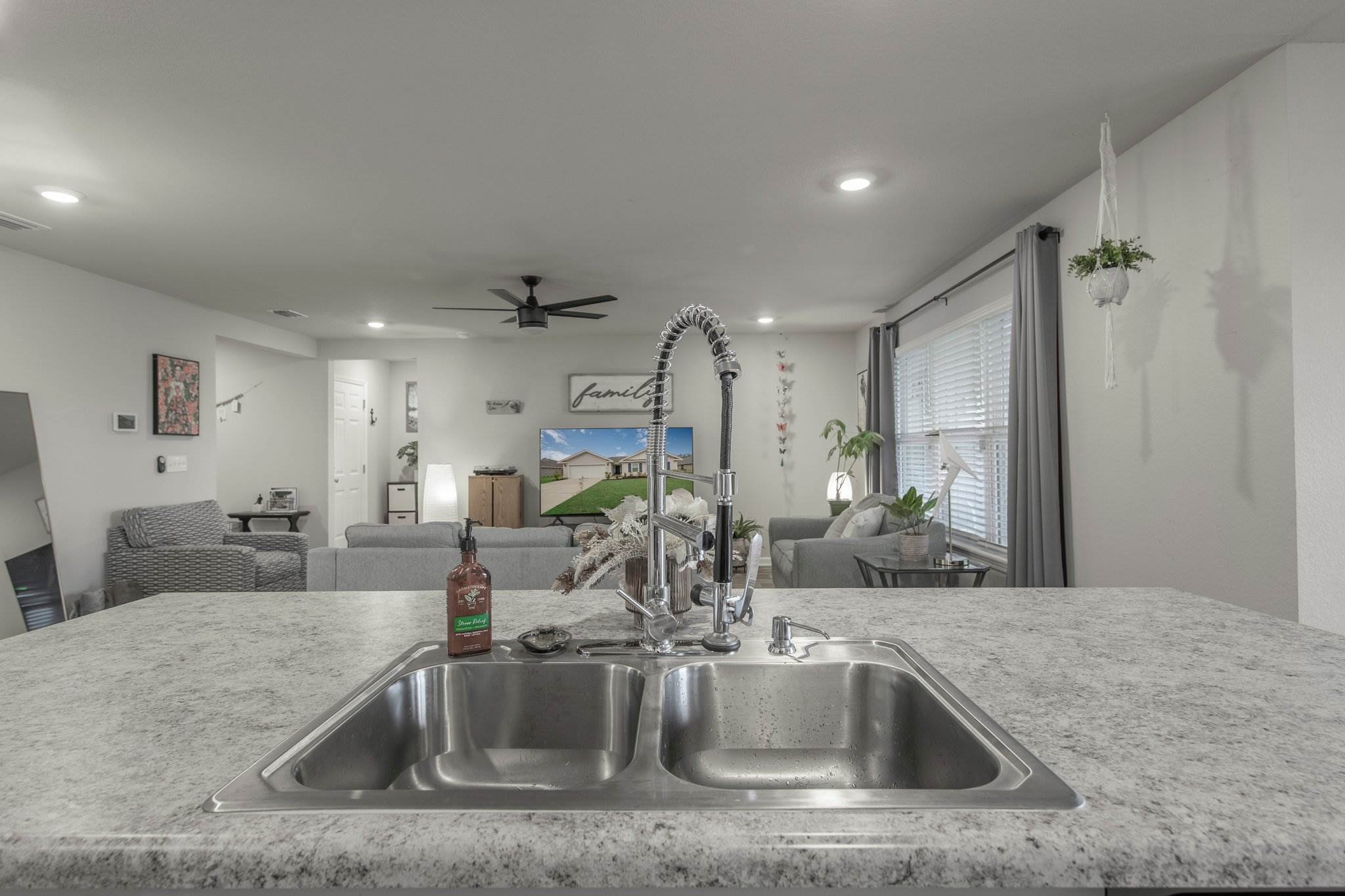 321 Hartenstein Rd, Foley, AL 36535