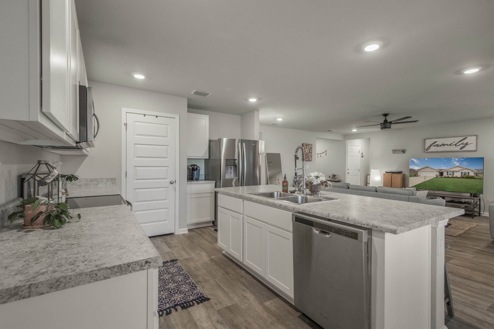 321 Hartenstein Rd, Foley, AL 36535