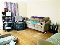 90 Narragansett St, Springfield, MA 01107