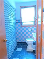 90 Narragansett St, Springfield, MA 01107
