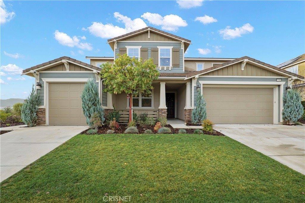 22384 Midtown Court, Saugus, CA 91350