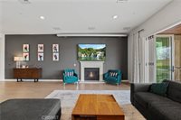 22384 Midtown Court, Saugus, CA 91350