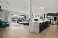 22384 Midtown Court, Saugus, CA 91350