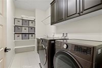 22384 Midtown Court, Saugus, CA 91350