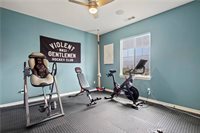 22384 Midtown Court, Saugus, CA 91350