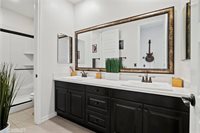 22384 Midtown Court, Saugus, CA 91350