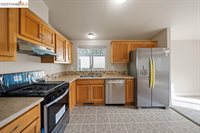 16711 Marsh Creek Rd, Clayton, CA 94517