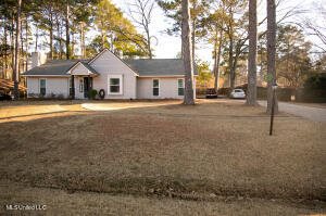 313 Lakeside Dr, Brandon, MS 39047