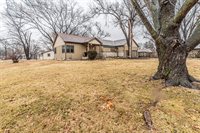 1910 Violet Circle, Manhattan, KS 66502