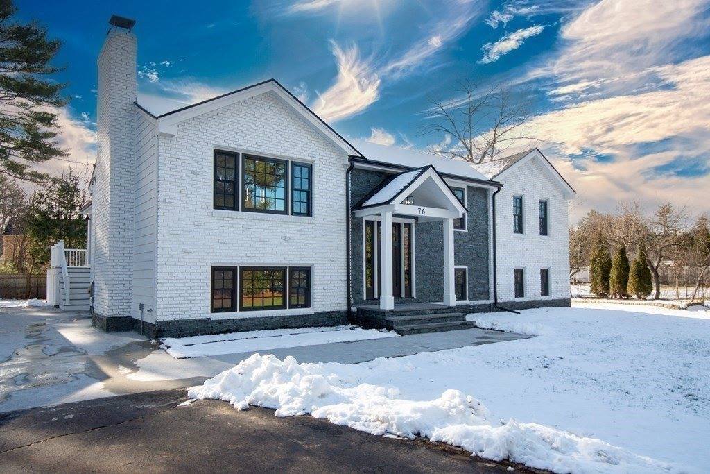 76 Pemberton St, Walpole, MA 02081