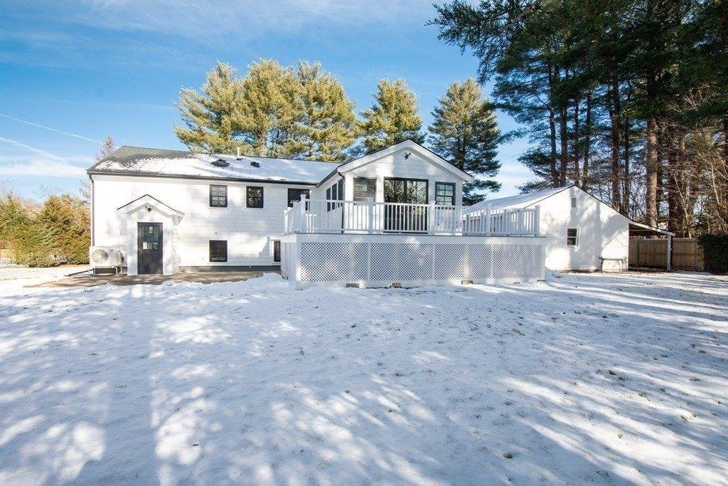 76 Pemberton St, Walpole, MA 02081