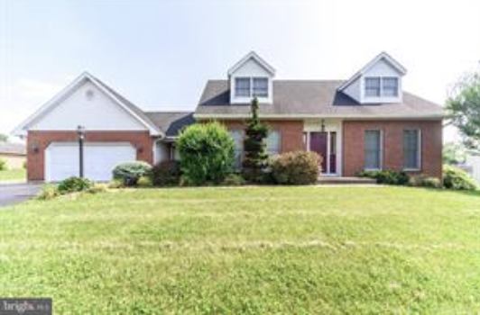 11 Roger Ave., Shippensburg, PA 17257