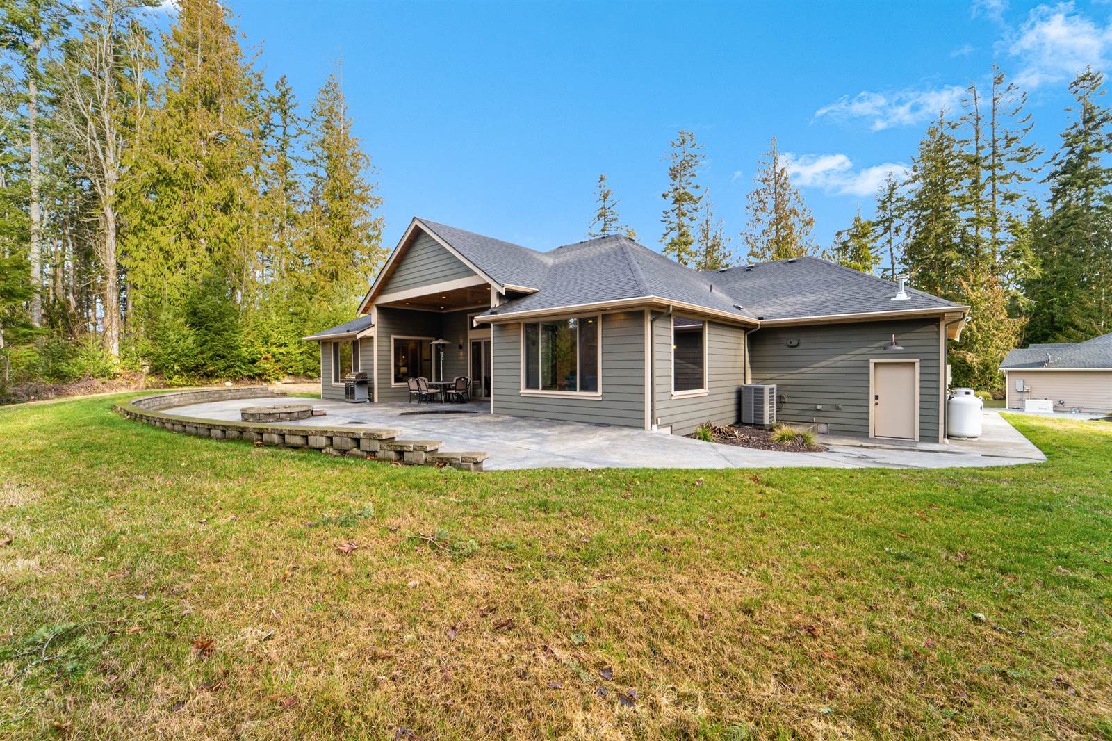 368 Spruce Place, Camano Island, WA 98282