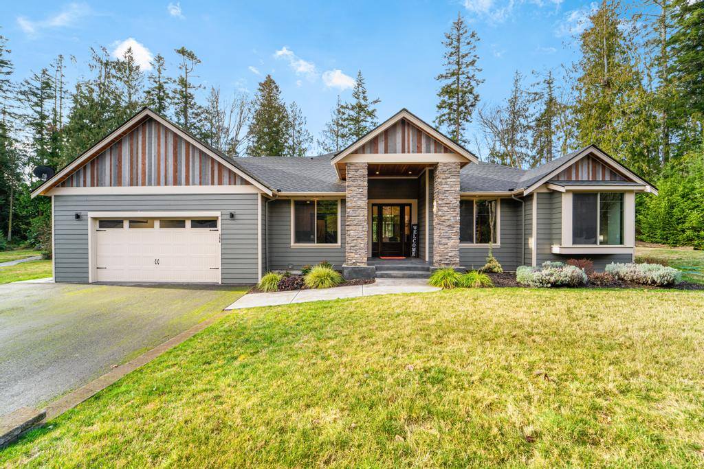 368 Spruce Place, Camano Island, WA 98282