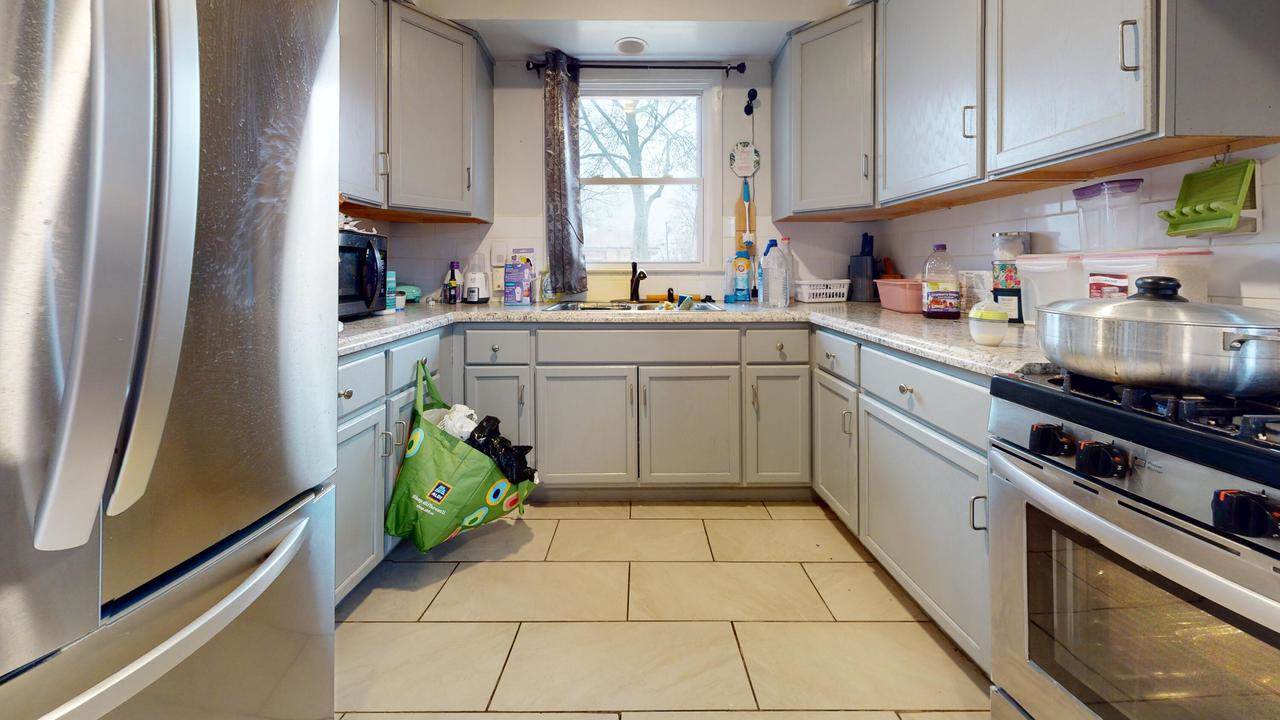 4225 N 67th ST, Milwaukee, WI 53216