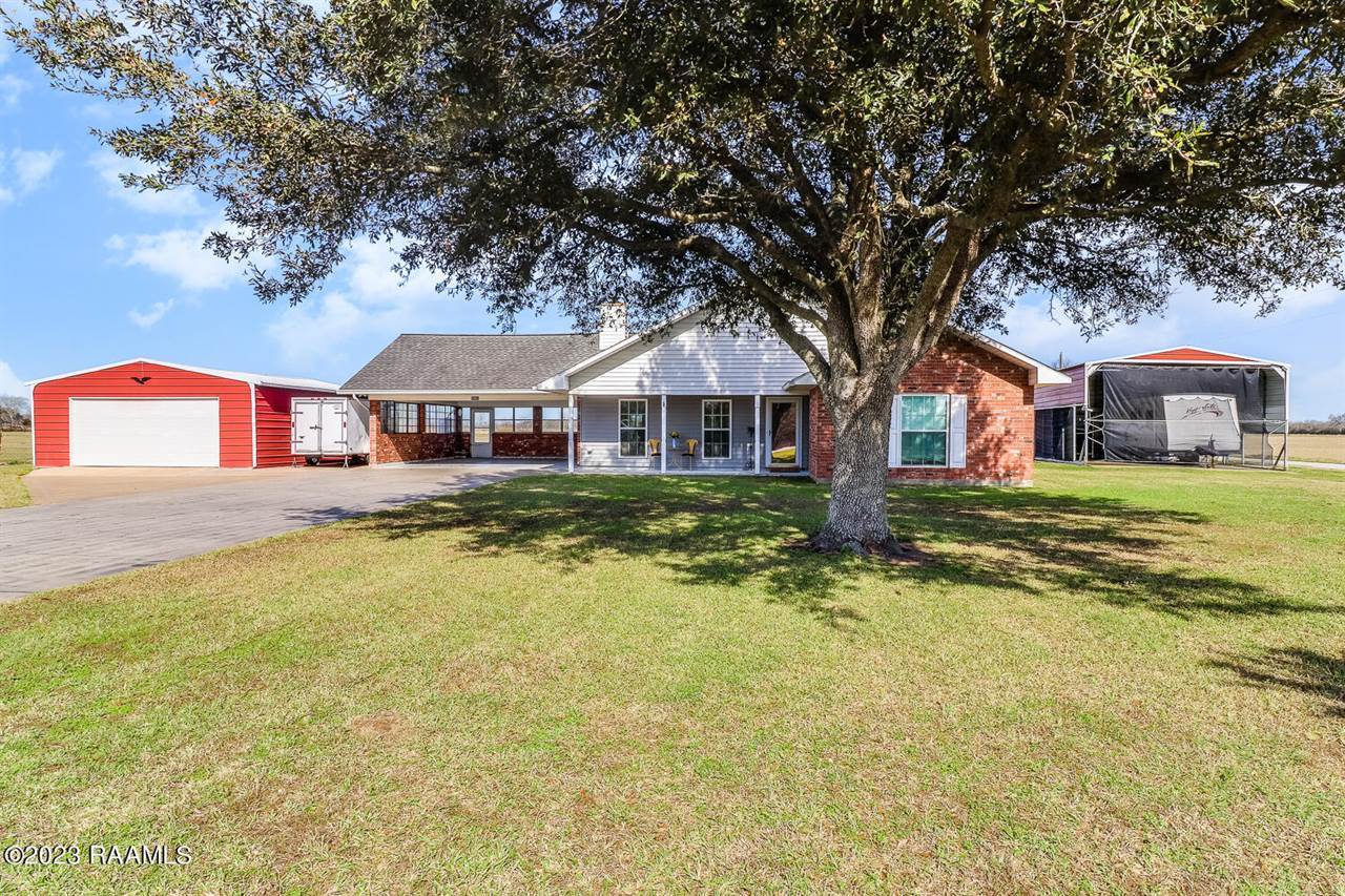 1551 Debaillon Planation Road, Ville Platte, LA 70586