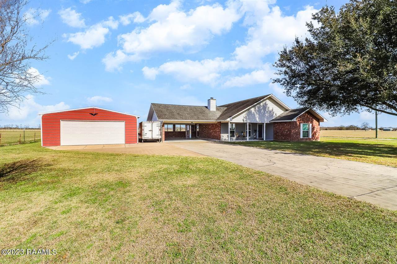 1551 Debaillon Planation Road, Ville Platte, LA 70586