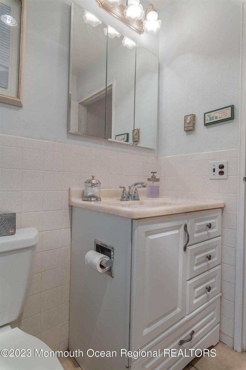 2A Washington Lane, Whiting, NJ 08759