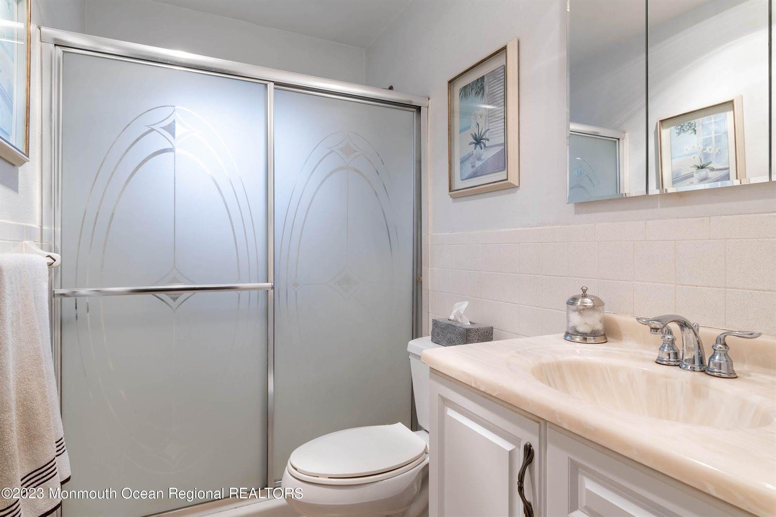 2A Washington Lane, Whiting, NJ 08759