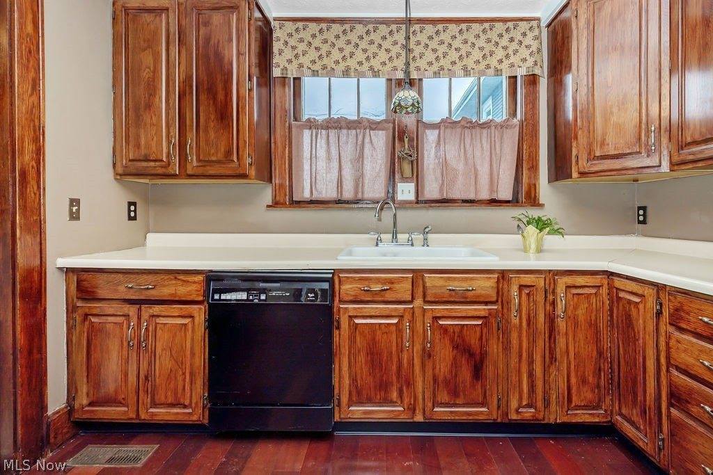 815 Clark Street, Cambridge, OH 43725